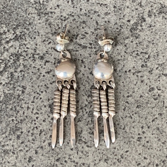 Vintage 80s Sterling Silver Fringe Earrings - Picture 6 of 6